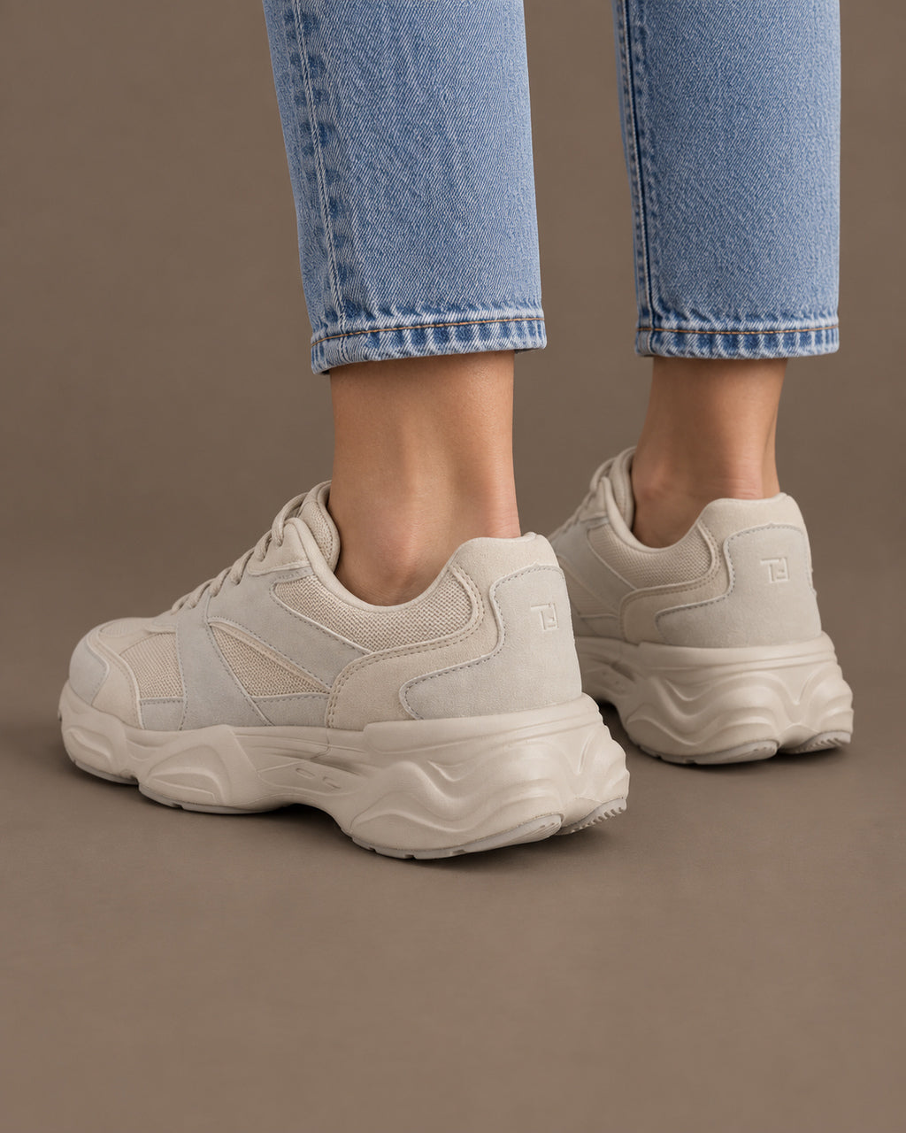 Tiffosi Abbigliamento Sneakers con inserti in rete 